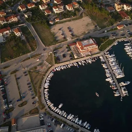 In Tribunj With Sea View, Balcony, Air Conditioning, Wifi 4953-3 Apartament