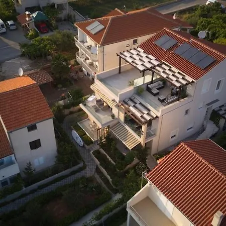 In Tribunj With Sea View, Balcony, Air Conditioning, Wifi 4953-3 Apartament *