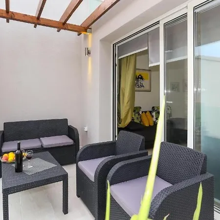 In Tribunj With Sea View, Balcony, Air Conditioning, Wifi 4953-3 *