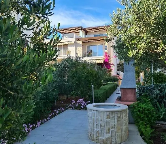 Lejlighed In Tribunj With Sea View, Balcony, Air Conditioning, Wifi 4953-3 Tribalj