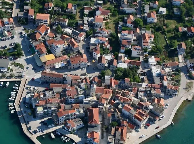 In Tribunj With Sea View, Balcony, Air Conditioning, Wifi 4953-3 Appartement